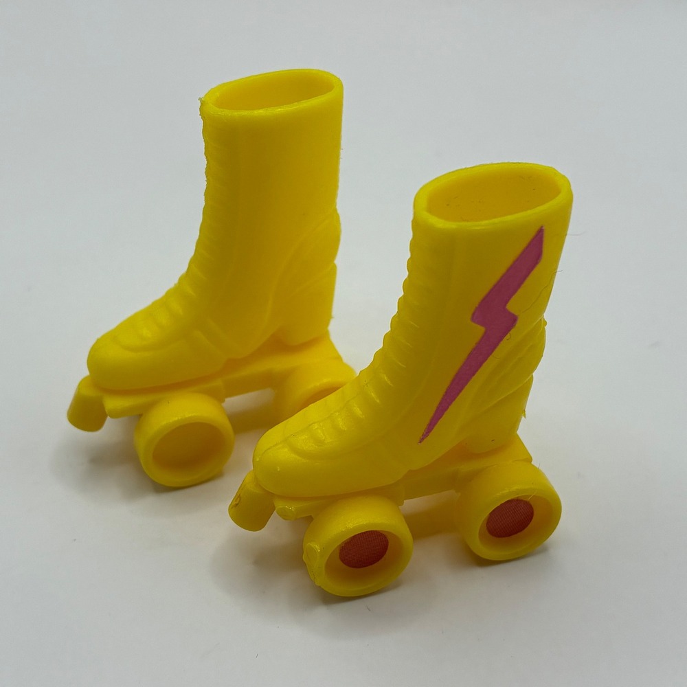 Vintage Barbie California Dreamin Yellow Roller Skates Pink Lightning Bolt 1987